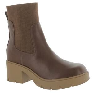 Sun + Stone Women's Verityy Pull On Lug Chelsea Boots Brown Size 7 1/2